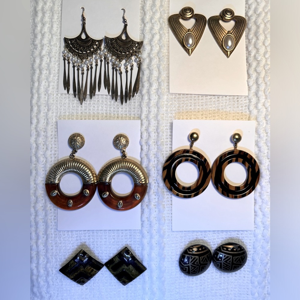 Lot of Vintage Black, Gold & Bronze Earrings 6 Pairs